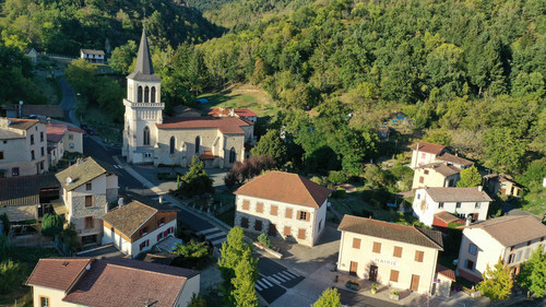 Photo du Coeur du Bourg de la commune d'Escoutoux